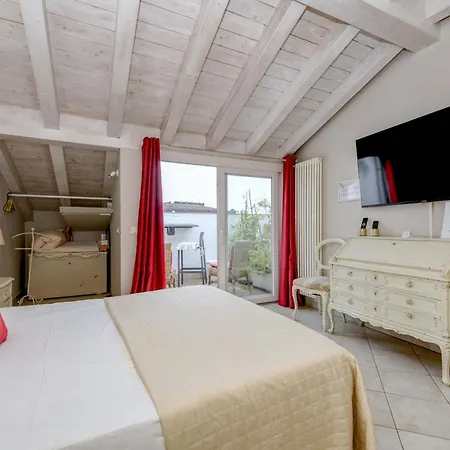 Le Reve - View 住宿加早餐酒店 西尔米奥奈